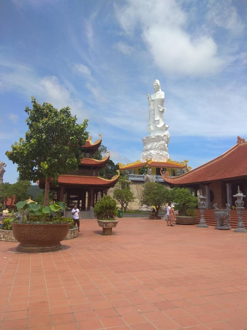 Phuong Dung Guesthouse 두옹 동 외부 사진