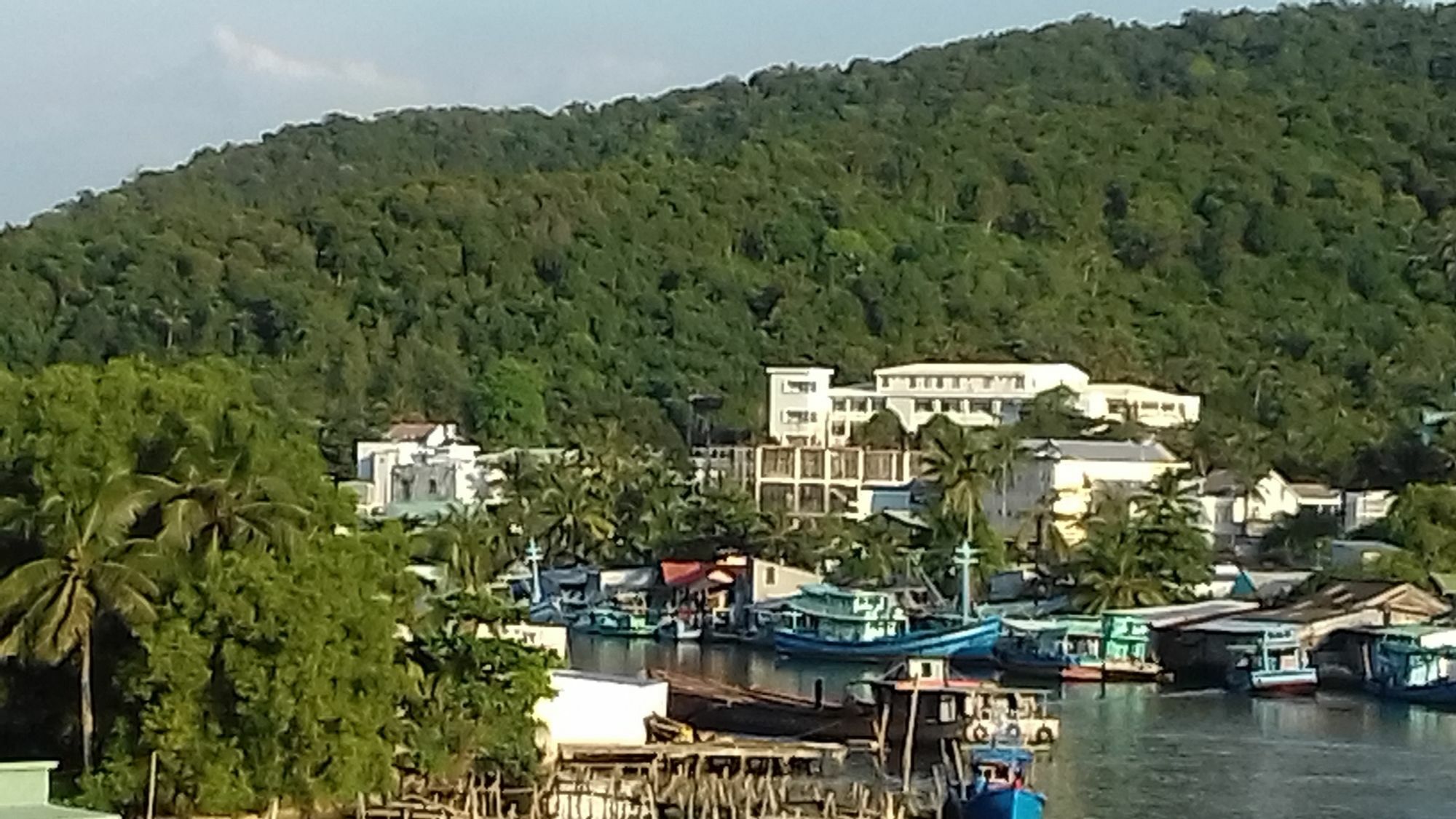 Phuong Dung Guesthouse 두옹 동 외부 사진