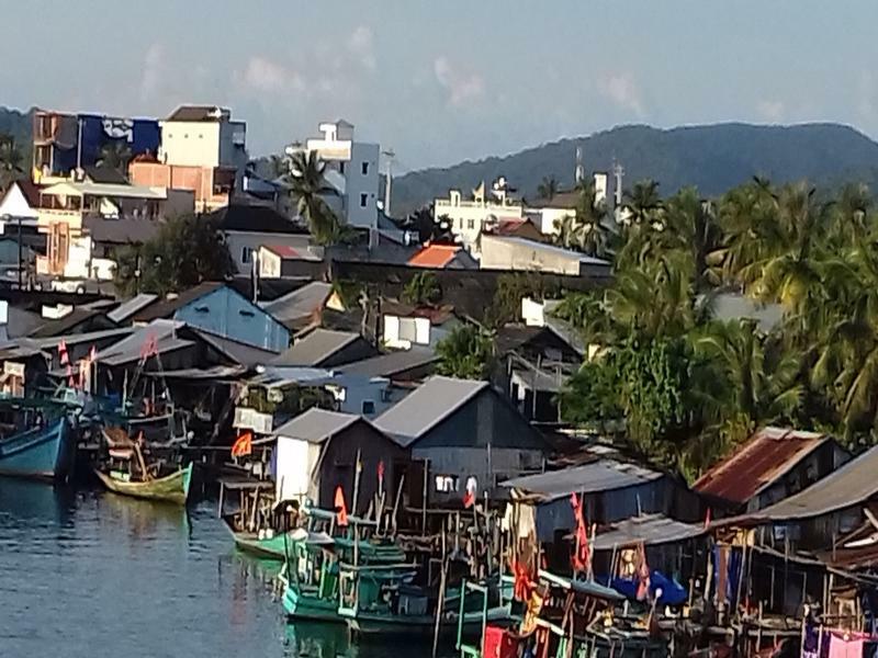 Phuong Dung Guesthouse 두옹 동 외부 사진